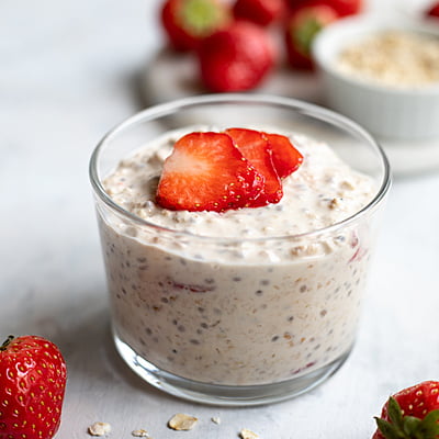 Strawberry Overnight Oats