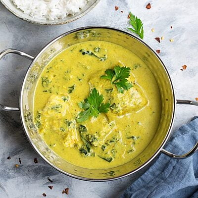 Fillet of Cod with Kale in a Light Curry Sauce