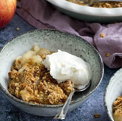 Vegan Apple Crumble